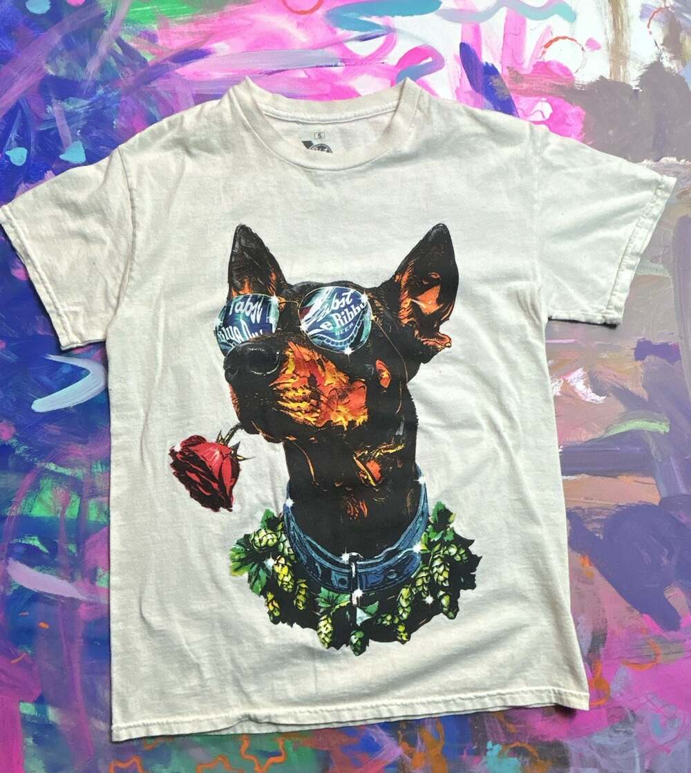 Pabst Blue Ribbon I've Got That Pabst In Me Doberman Rose T-Shirt Size S